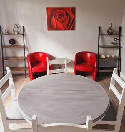 3 Bedroom House, Close To Woodland, Chesterfield And Peak District Brimington Екстериор снимка