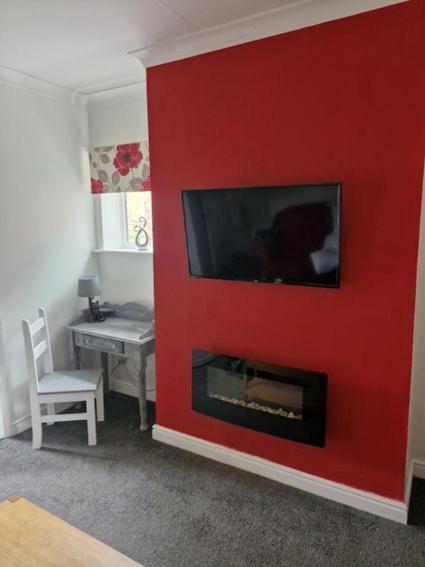 3 Bedroom House, Close To Woodland, Chesterfield And Peak District Brimington Екстериор снимка